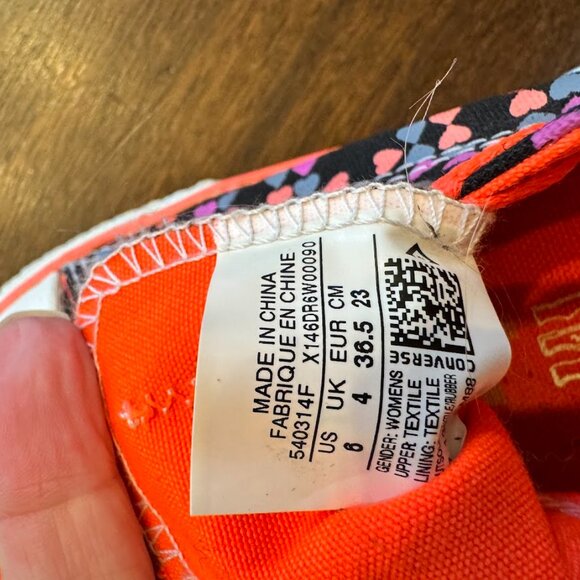 Converse Chuck Taylor All Stars Black Purple Hearts Size 6 - Picture 2 of 9